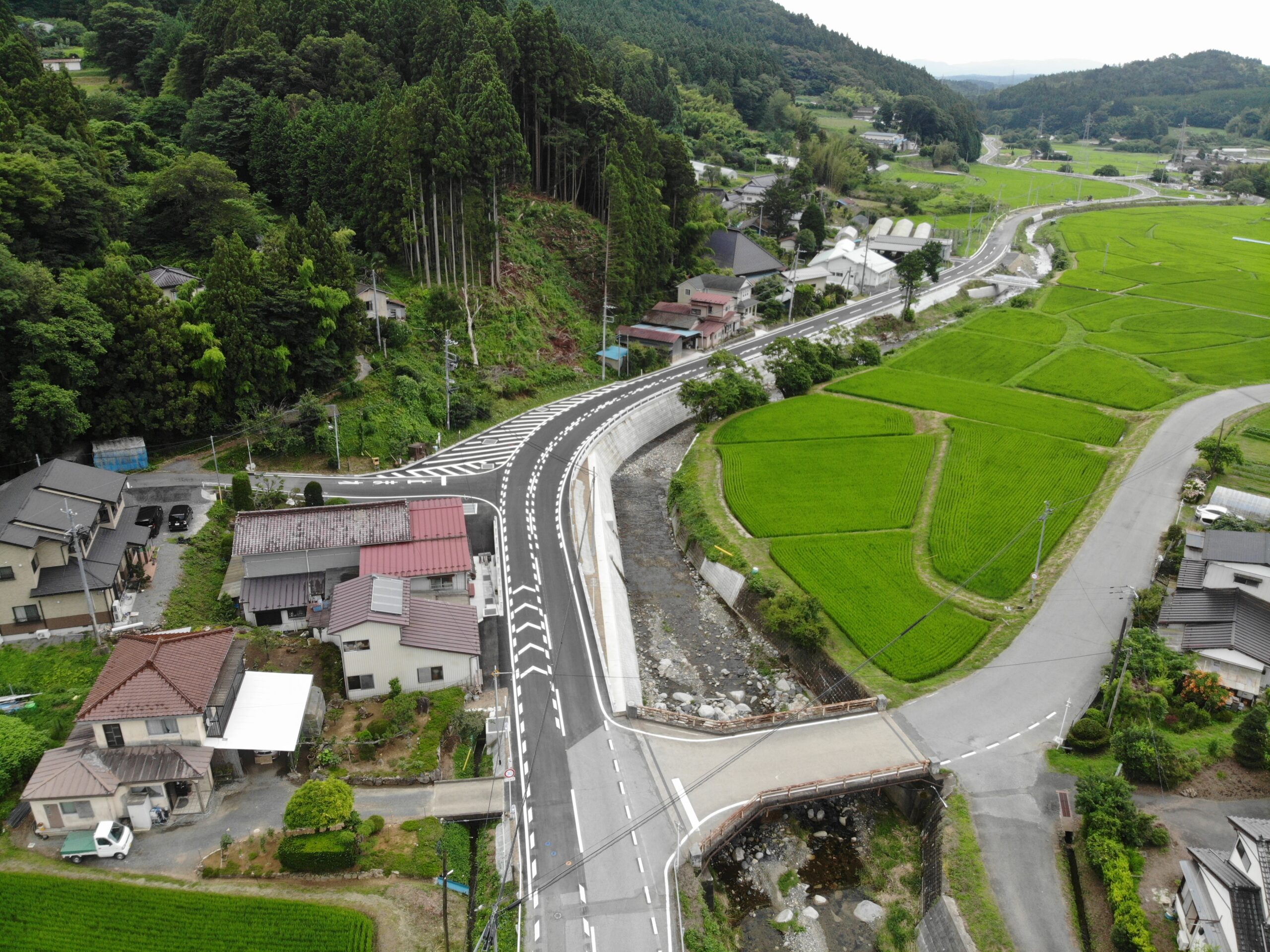 南三陸町における道路改良工事の完成写真